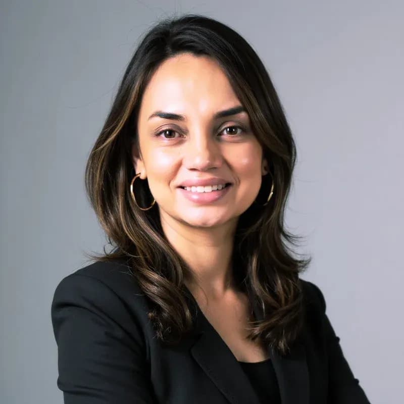 Monica Cabildo coach
